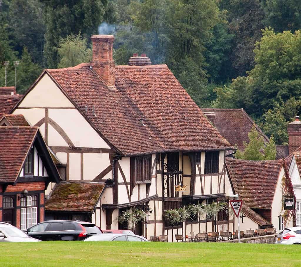 The Best & Prettiest Villages In Surrey, England englandexplore